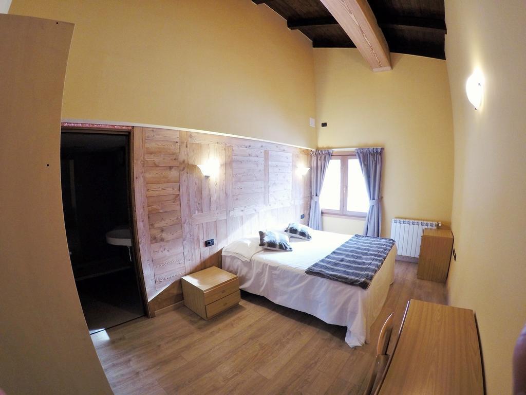 Chalet Alpina Hotel & Apartments 拉蒂勒 外观 照片