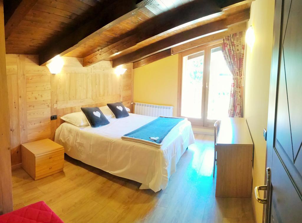 Chalet Alpina Hotel & Apartments 拉蒂勒 外观 照片